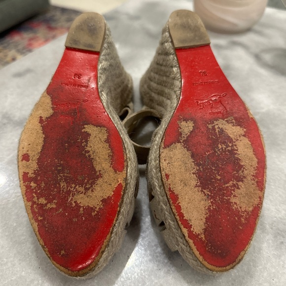 Christian Louboutin Delfin grosgrain/calfskin wedge espadrille in nude gold 38 - Picture 4 of 4